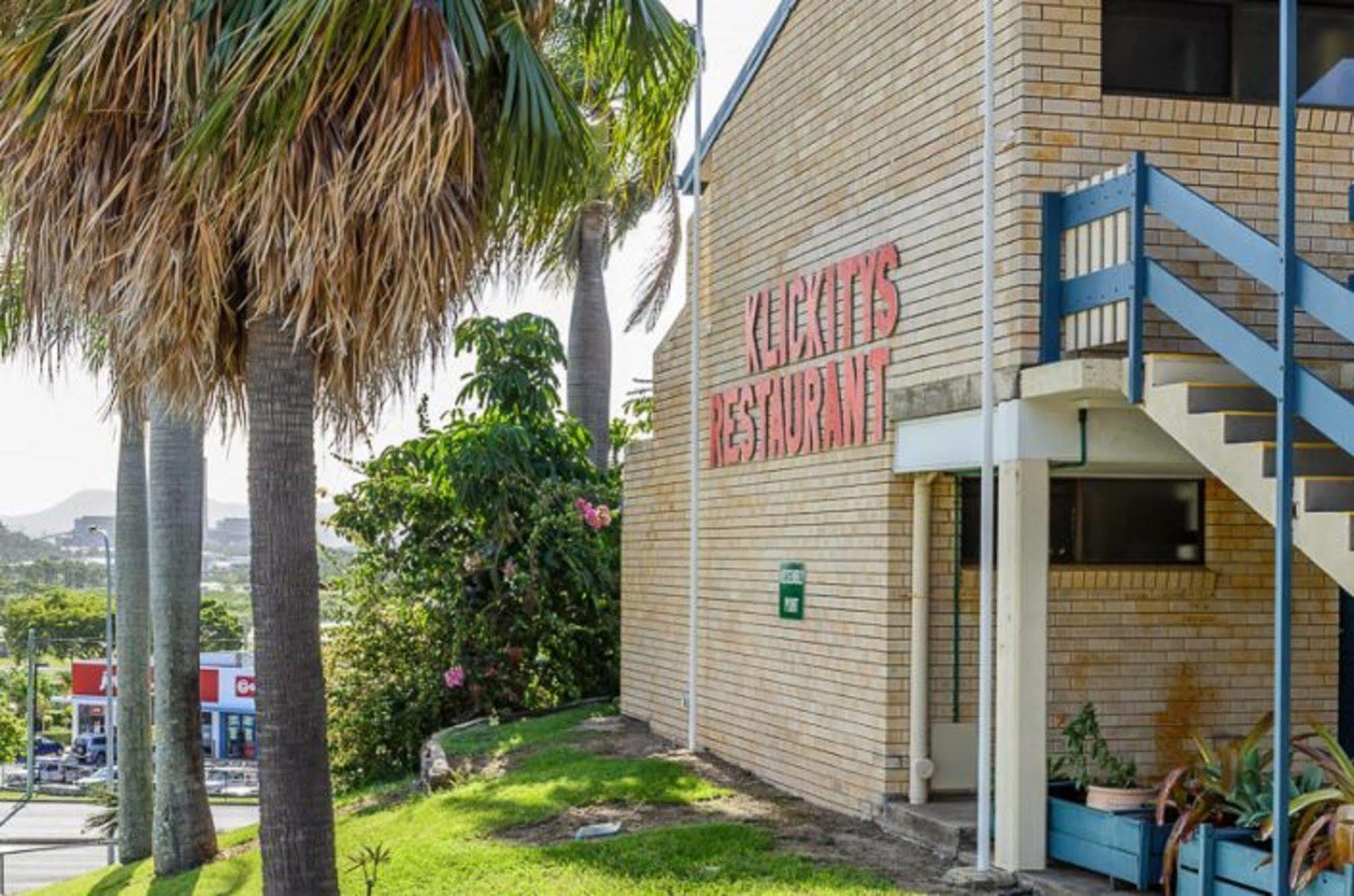 Gladstone Palms Motor Inn Ngoại thất bức ảnh