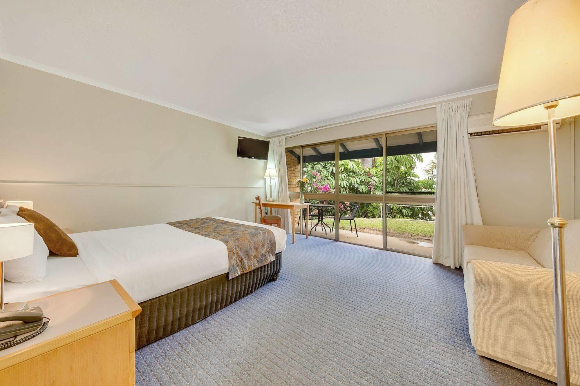 Gladstone Palms Motor Inn Ngoại thất bức ảnh
